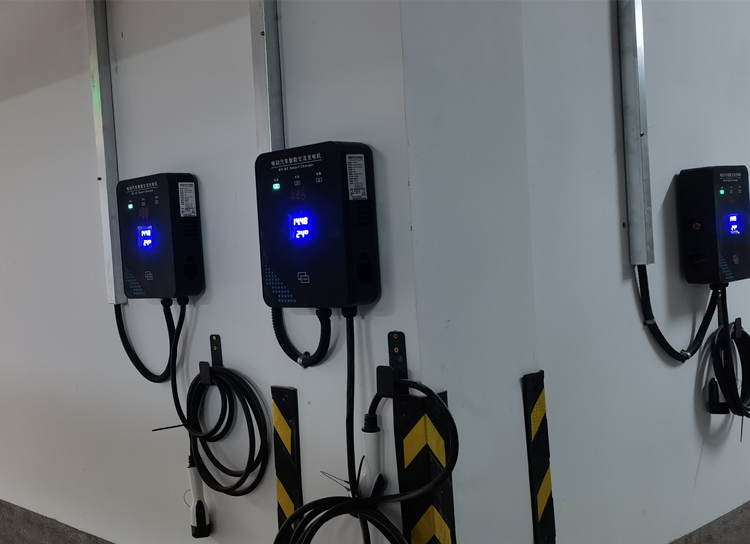 淺談電動(dòng)汽車充電樁系統(tǒng)設(shè)計(jì)